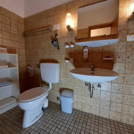 Haus Am Wolfsbach Gruppenunterkunft شقة Zorge